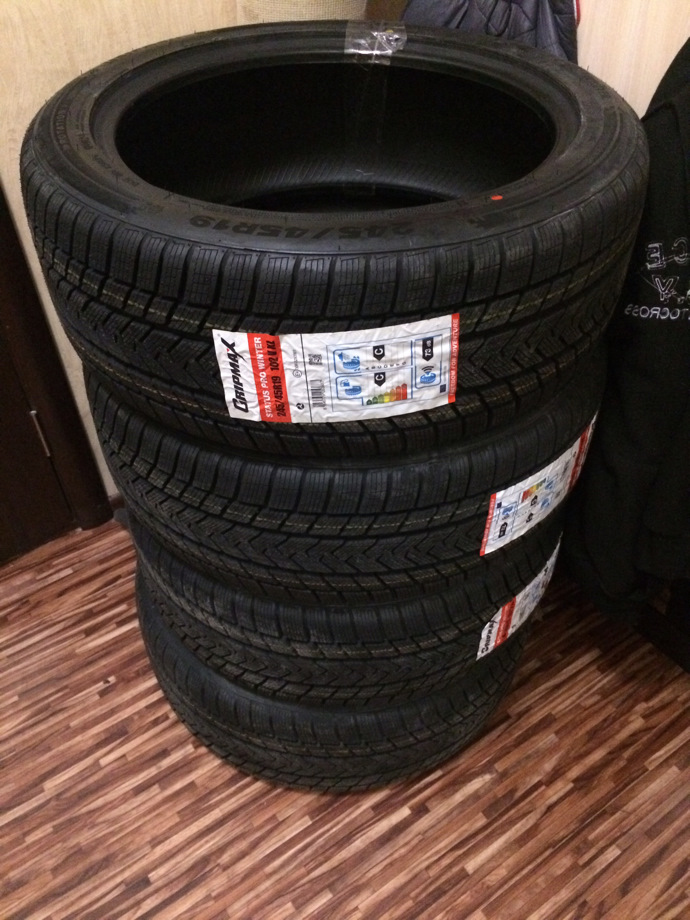 Gripmax suregrip pro sport. Шины Gripmax status. Gripmax SUREGRIP Pro Winter 255 35 21. Шины Gripmax SUREGRIP Pro Winter 315/40 r21 115v. Gripmax Pro Winter.