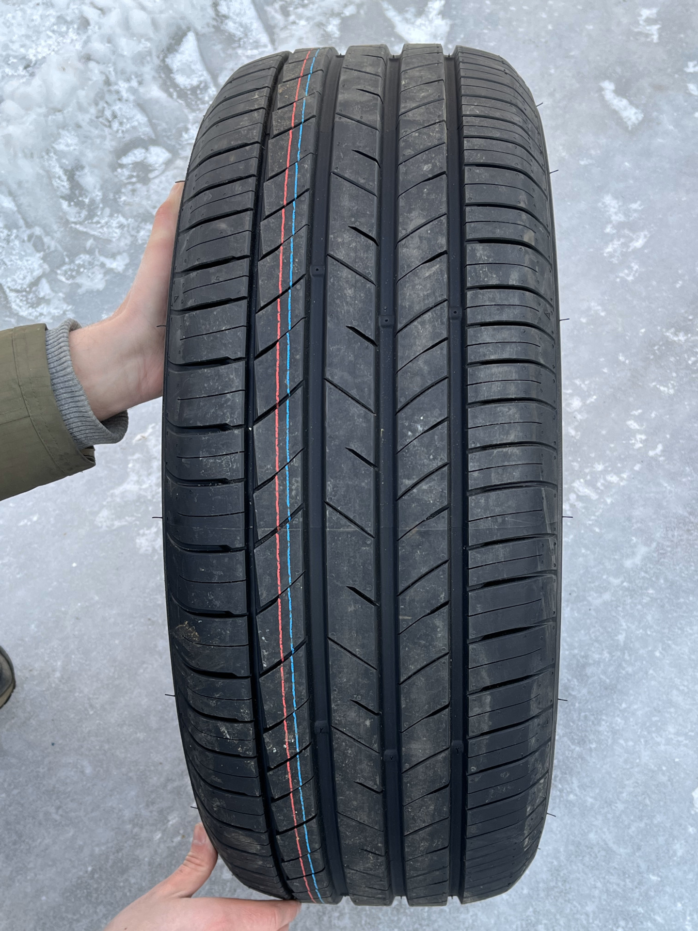 Автошины - Kumho Ecsta HS52 225/65 R17 лето